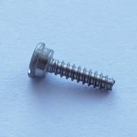 Винт задней крышки