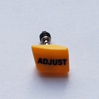 Gumb Adjust